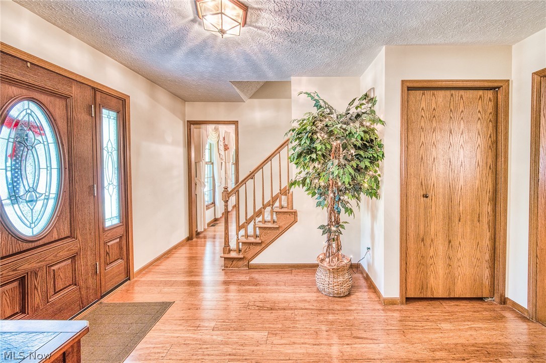 7215 Mildon Drive Leroy OH 44077