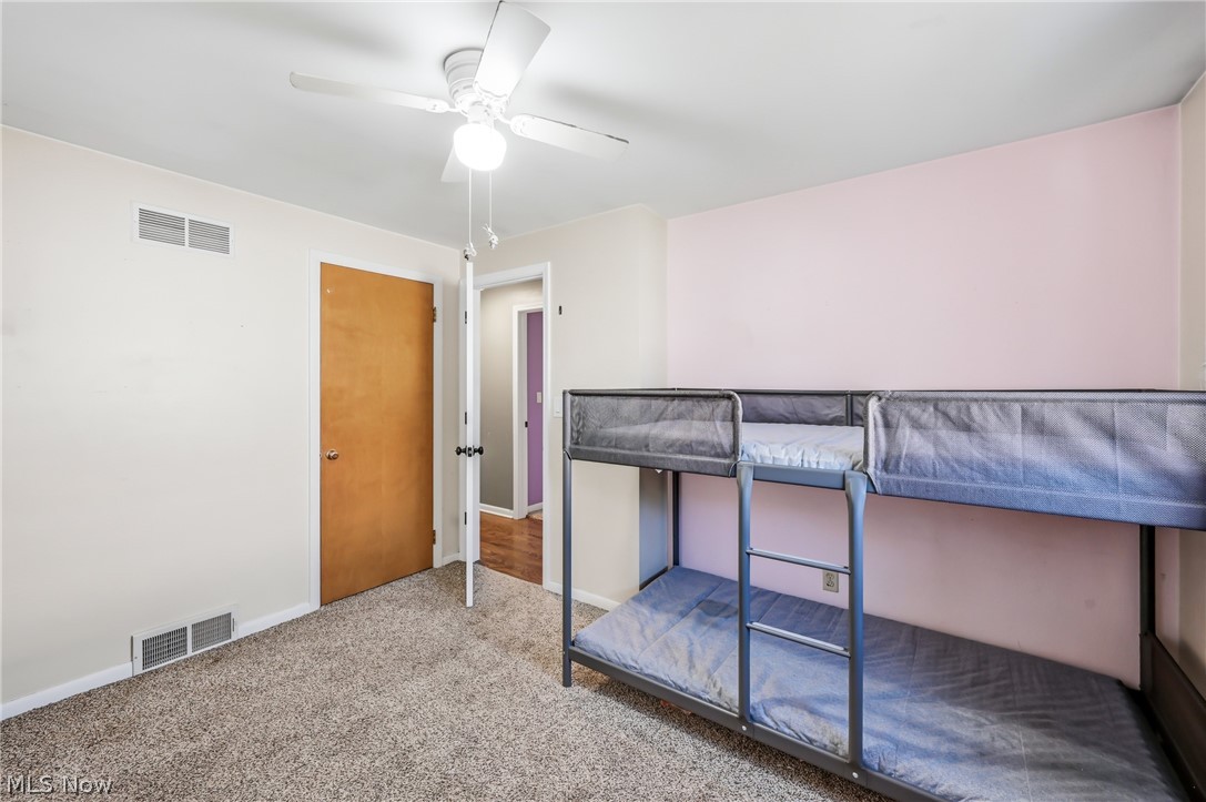 382 Ridgefield Avenue Youngstown OH 44512