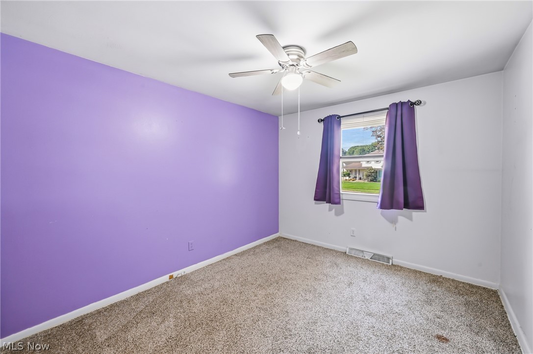 382 Ridgefield Avenue Youngstown OH 44512