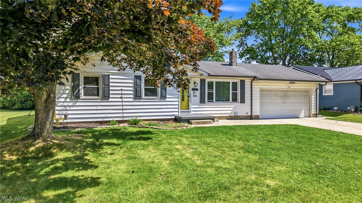 382 Ridgefield Avenue Youngstown OH 44512