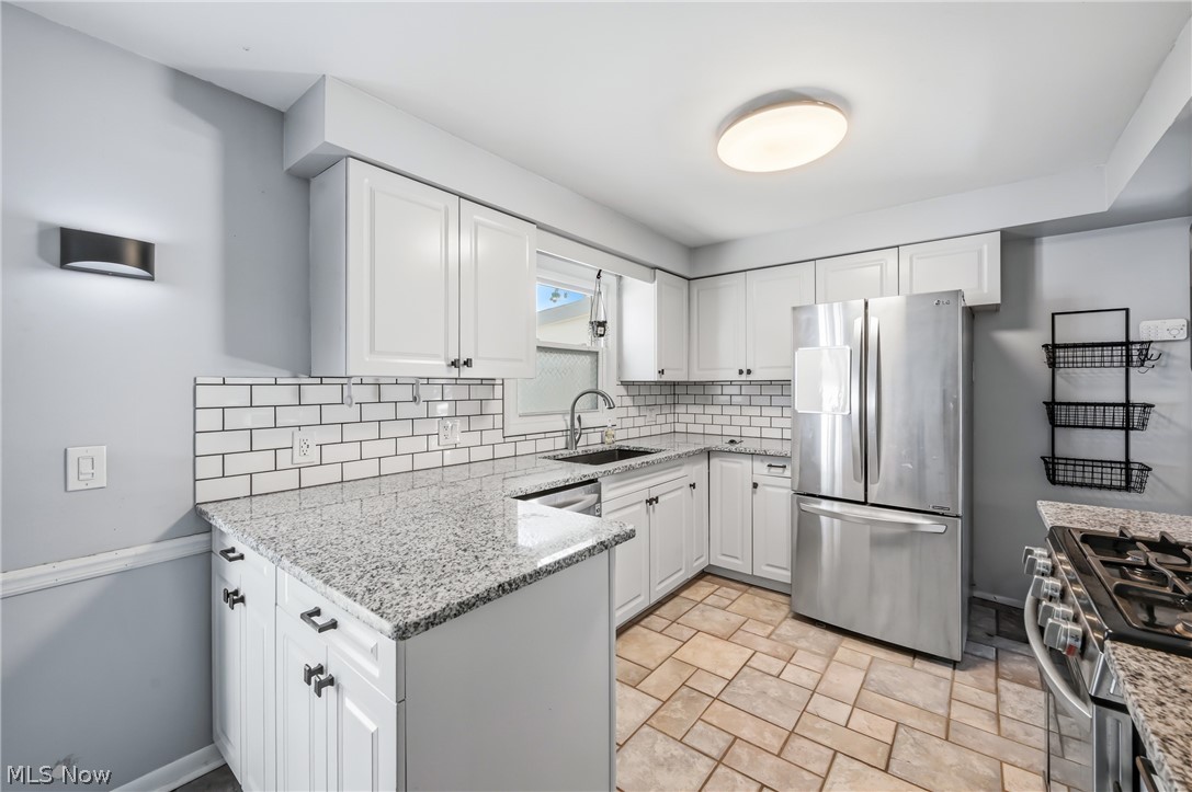 382 Ridgefield Avenue Youngstown OH 44512