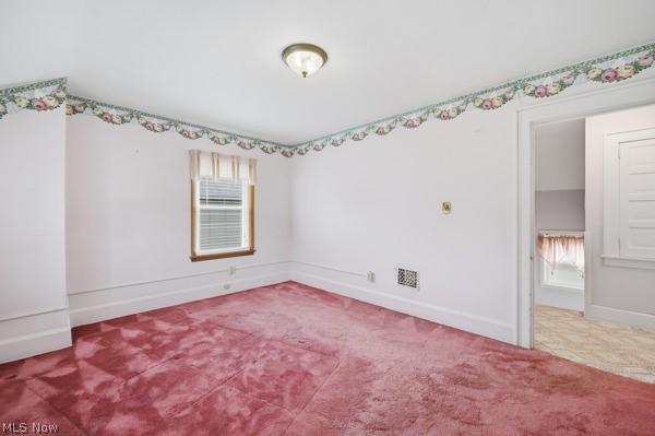 47 W Water Street Hubbard OH 44425