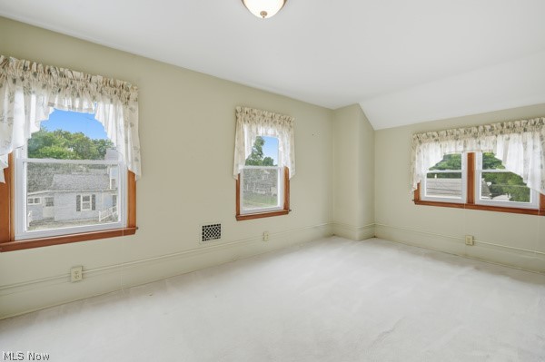 47 W Water Street Hubbard OH 44425
