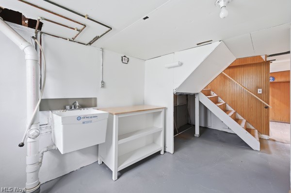 47 W Water Street Hubbard OH 44425