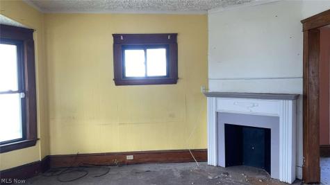 417 Cleveland Road Cleveland OH 44108