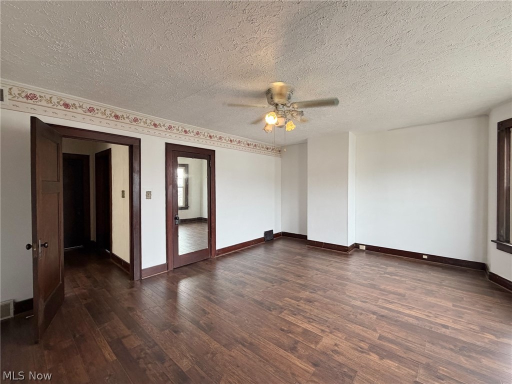 1652 Oregon Avenue Steubenville OH 43952