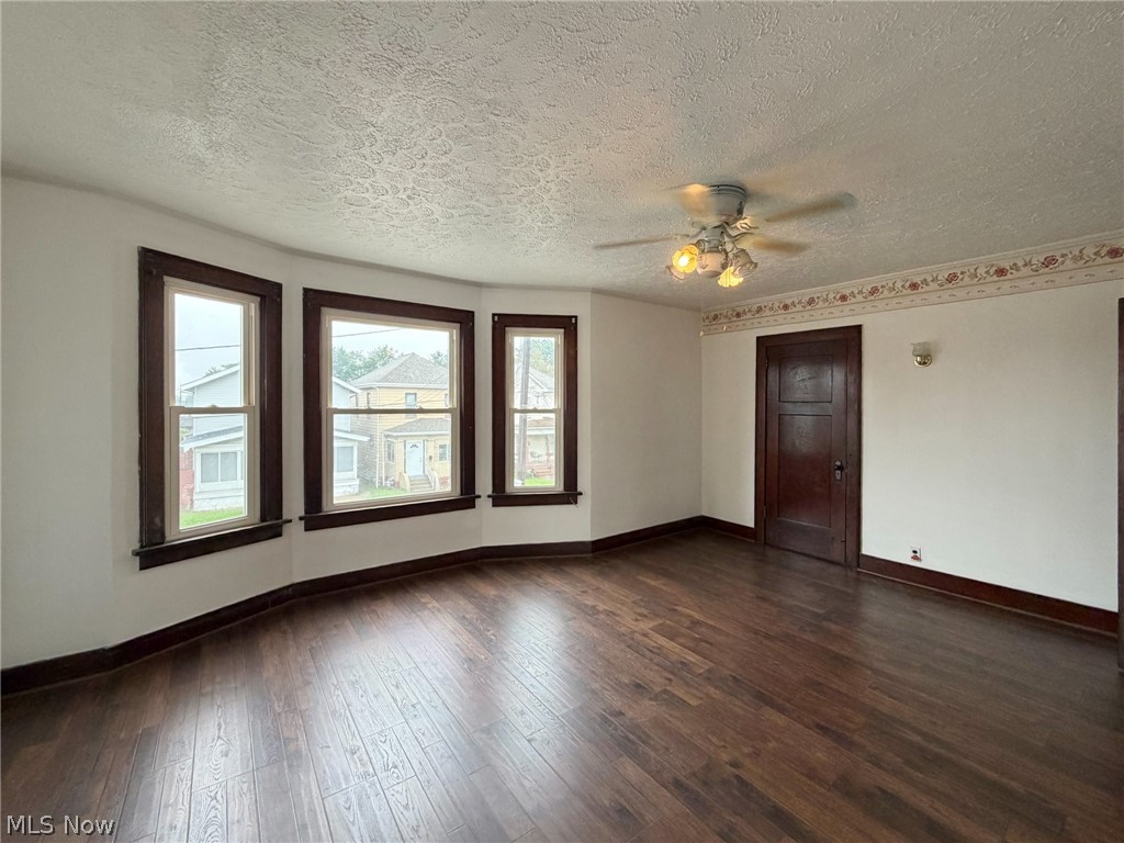 1652 Oregon Avenue Steubenville OH 43952