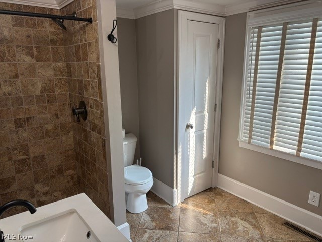 925 4th Street NW New Philadelphia OH 44663