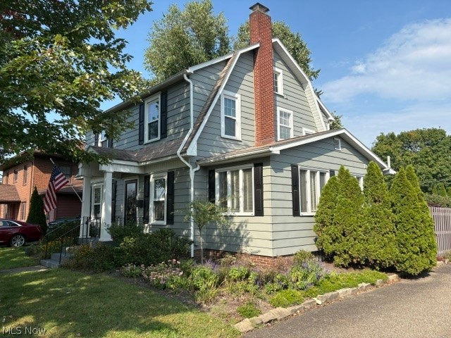 925 4th Street NW New Philadelphia OH 44663