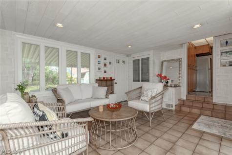 29127 Forestgrove Road Willowick OH 44095