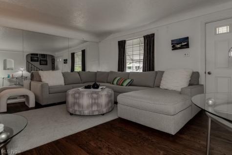 29127 Forestgrove Road Willowick OH 44095