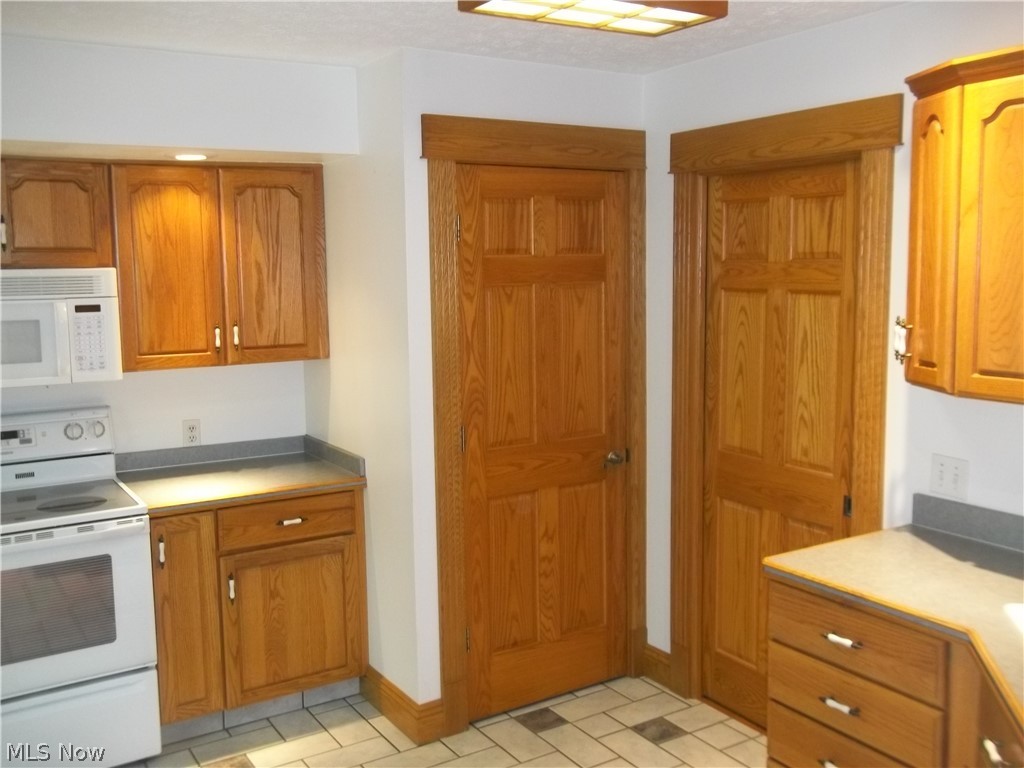 7920 Jewell Greenville Kinsman OH 44428