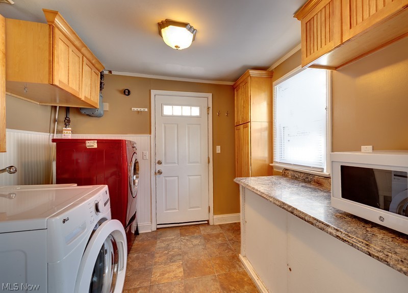 349 Stanford Street Akron OH 44314