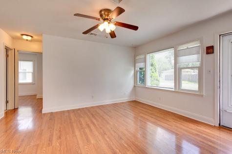 349 Stanford Street Akron OH 44314