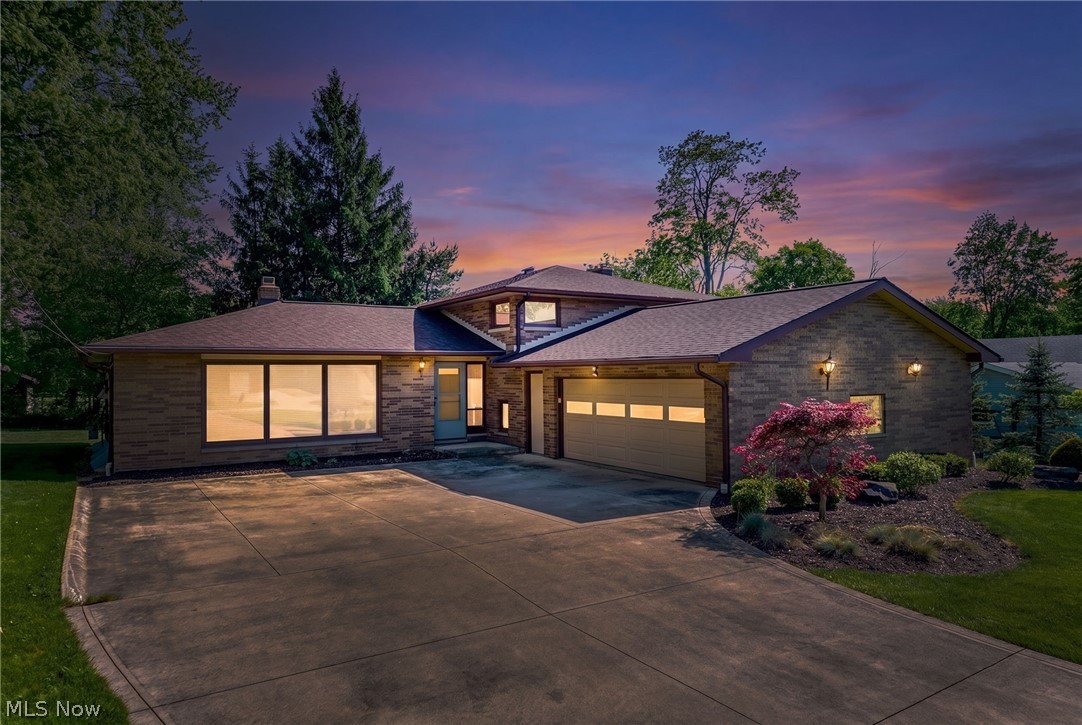 16385 Glendale Avenue Strongsville OH 44136