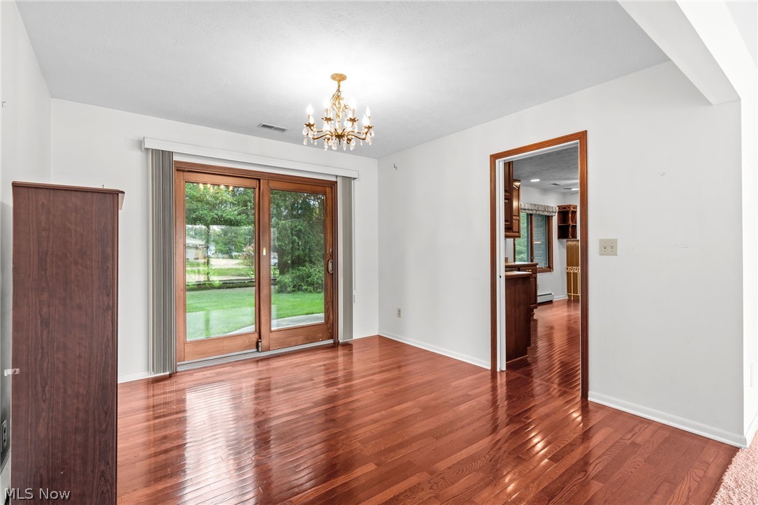 16385 Glendale Avenue Strongsville OH 44136