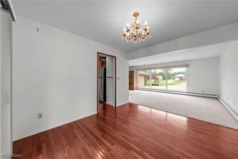 16385 Glendale Avenue Strongsville OH 44136