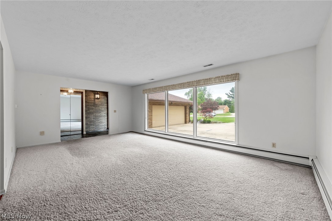 16385 Glendale Avenue Strongsville OH 44136