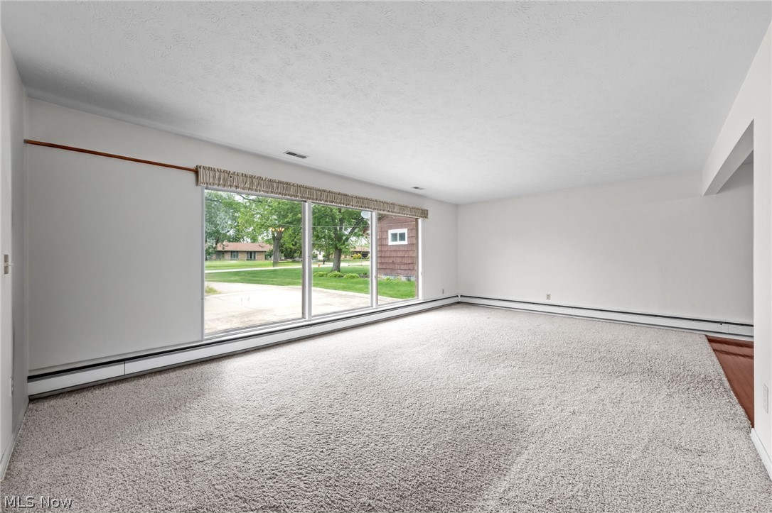 16385 Glendale Avenue Strongsville OH 44136