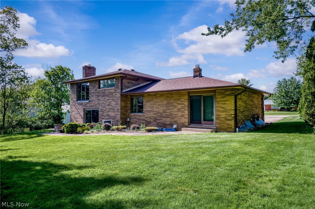 16385 Glendale Avenue Strongsville OH 44136