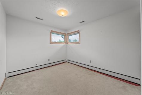 16385 Glendale Avenue Strongsville OH 44136