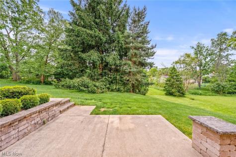 16385 Glendale Avenue Strongsville OH 44136