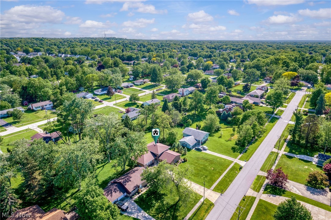 16385 Glendale Avenue Strongsville OH 44136