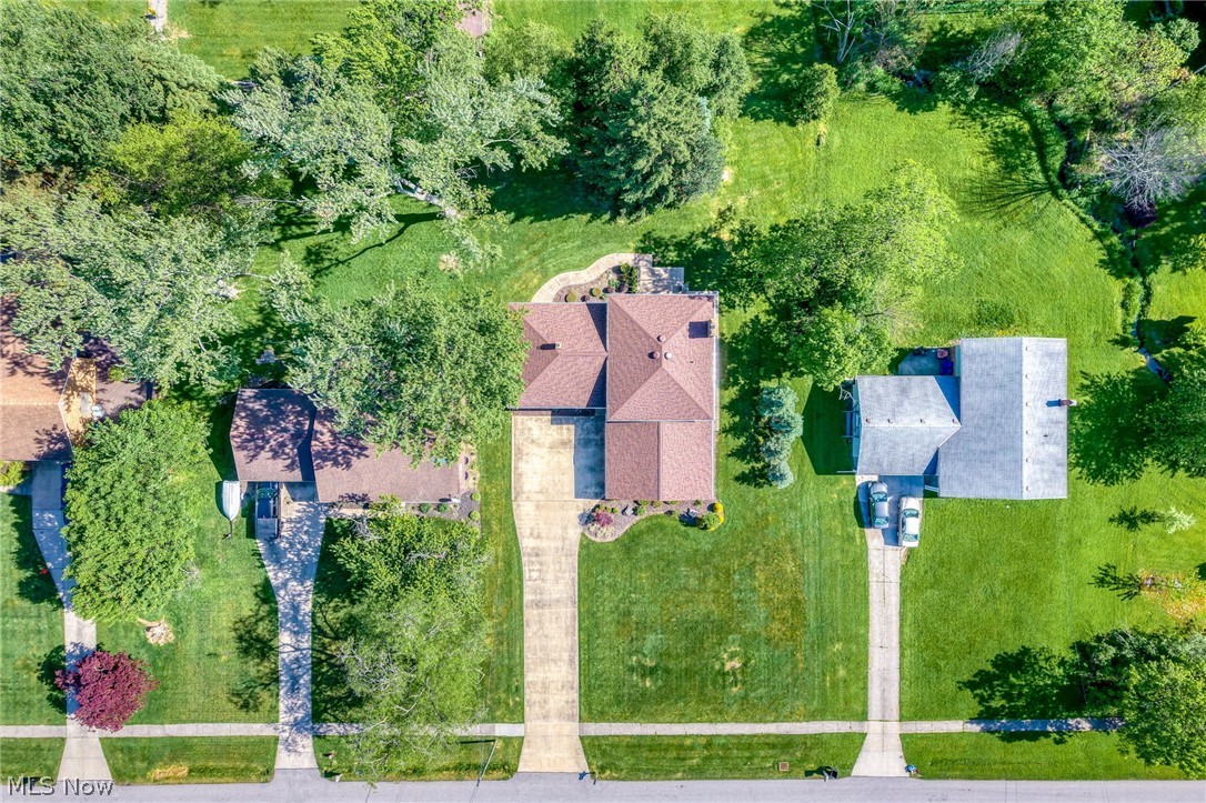 16385 Glendale Avenue Strongsville OH 44136