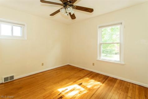 2300 Lakeview Avenue Rocky River OH 44116