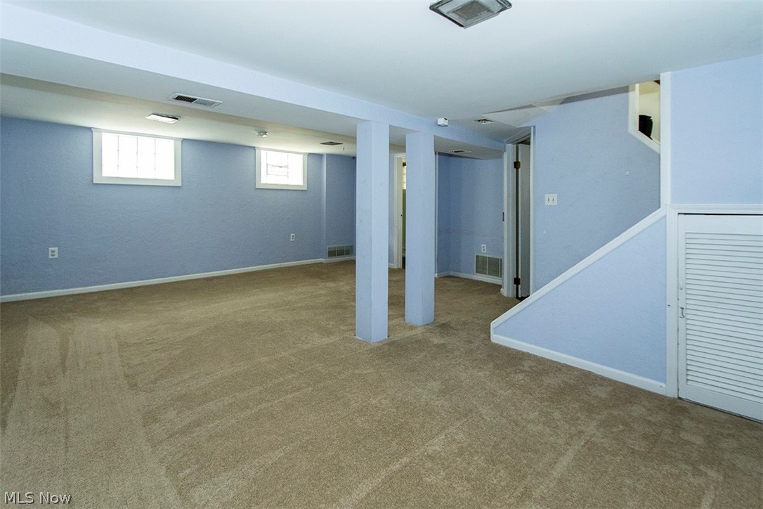 2300 Lakeview Avenue Rocky River OH 44116