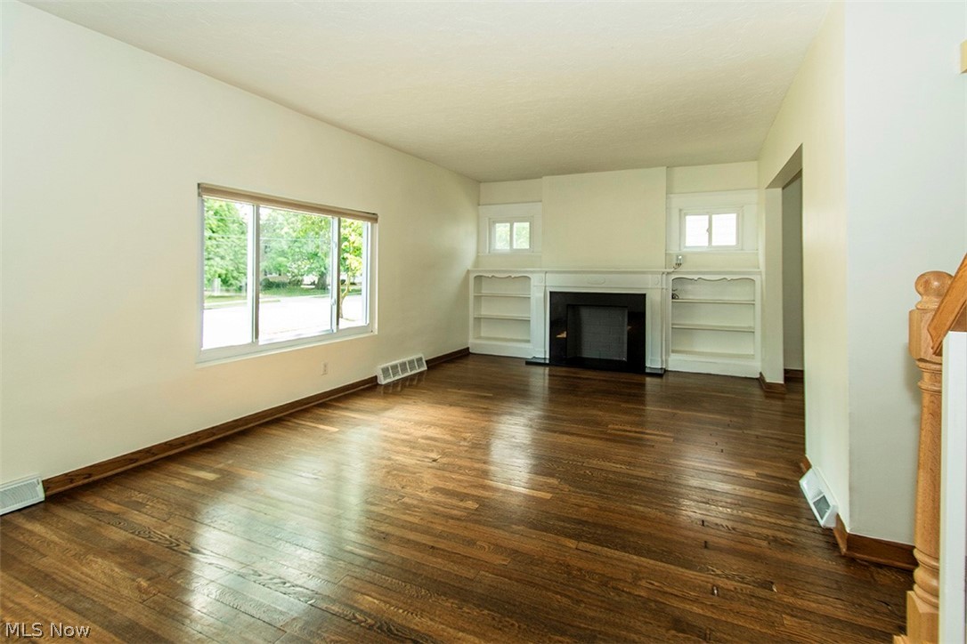 2300 Lakeview Avenue Rocky River OH 44116