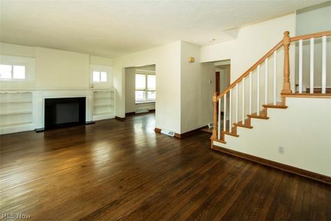 2300 Lakeview Avenue Rocky River OH 44116