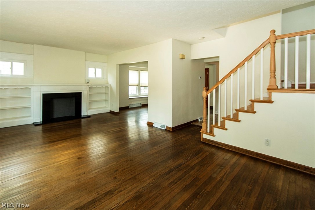 2300 Lakeview Avenue Rocky River OH 44116