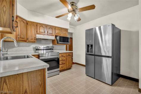2721 Maitland Avenue Cuyahoga Falls OH 44223