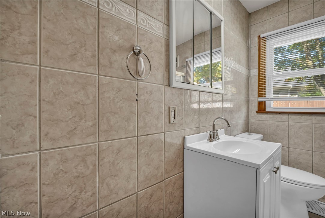 2721 Maitland Avenue Cuyahoga Falls OH 44223