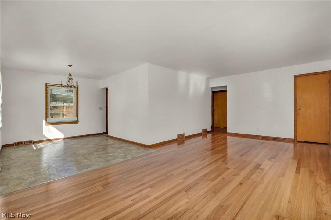 2721 Maitland Avenue Cuyahoga Falls OH 44223