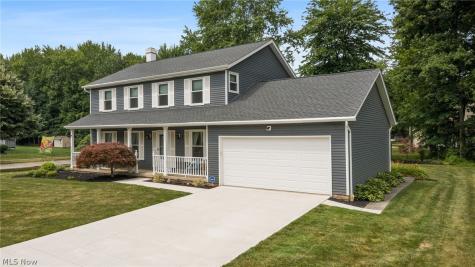 9585 Brayes Manor Drive Mentor OH 44060