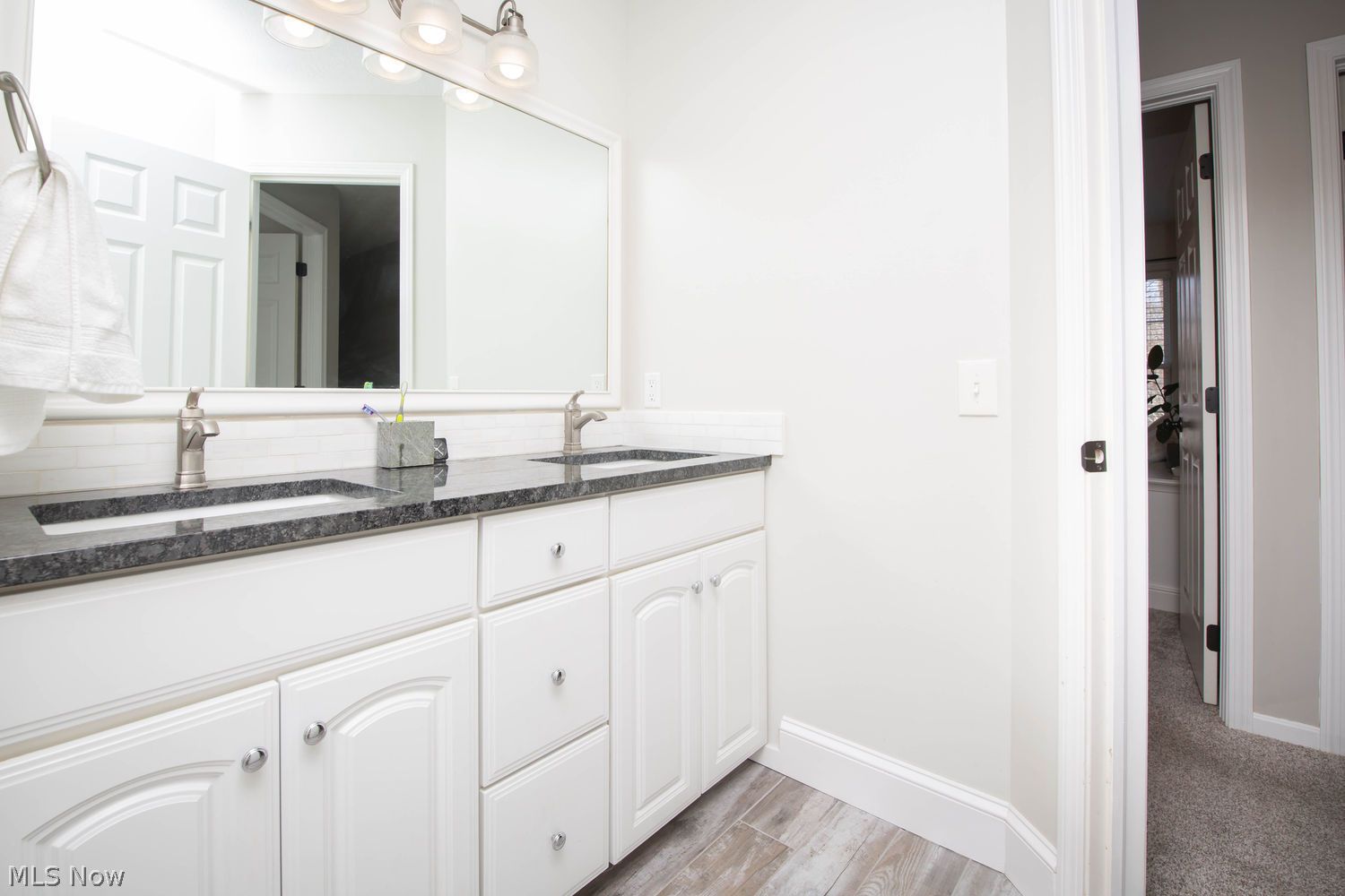 715 Lake Trail Aurora OH 44202
