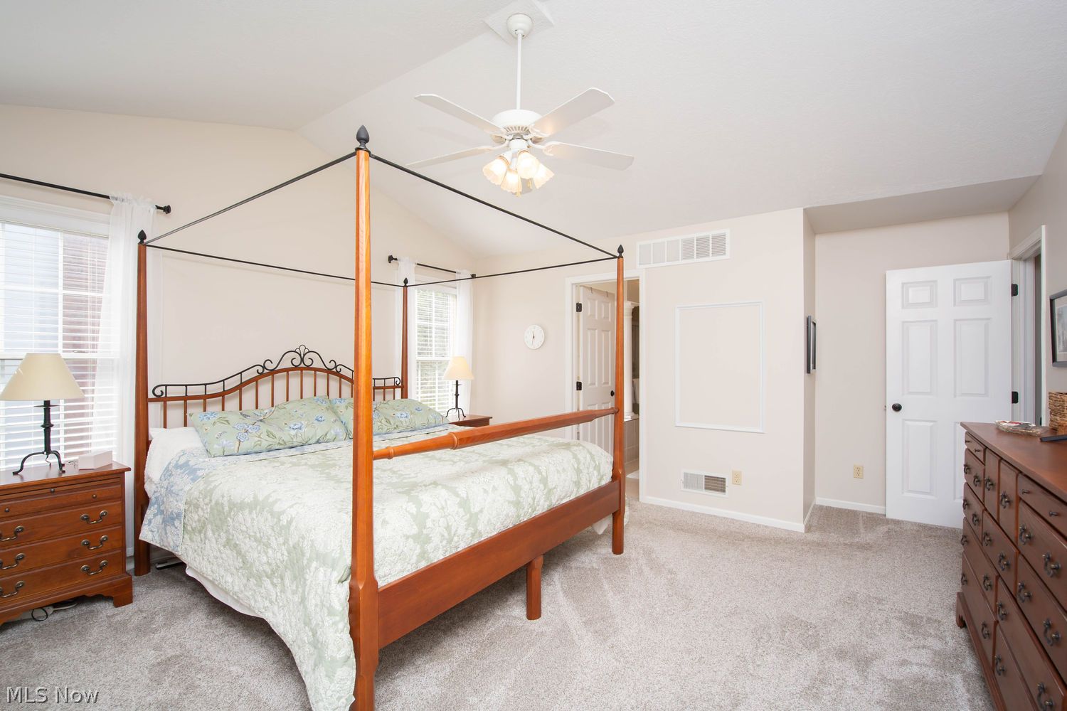 715 Lake Trail Aurora OH 44202