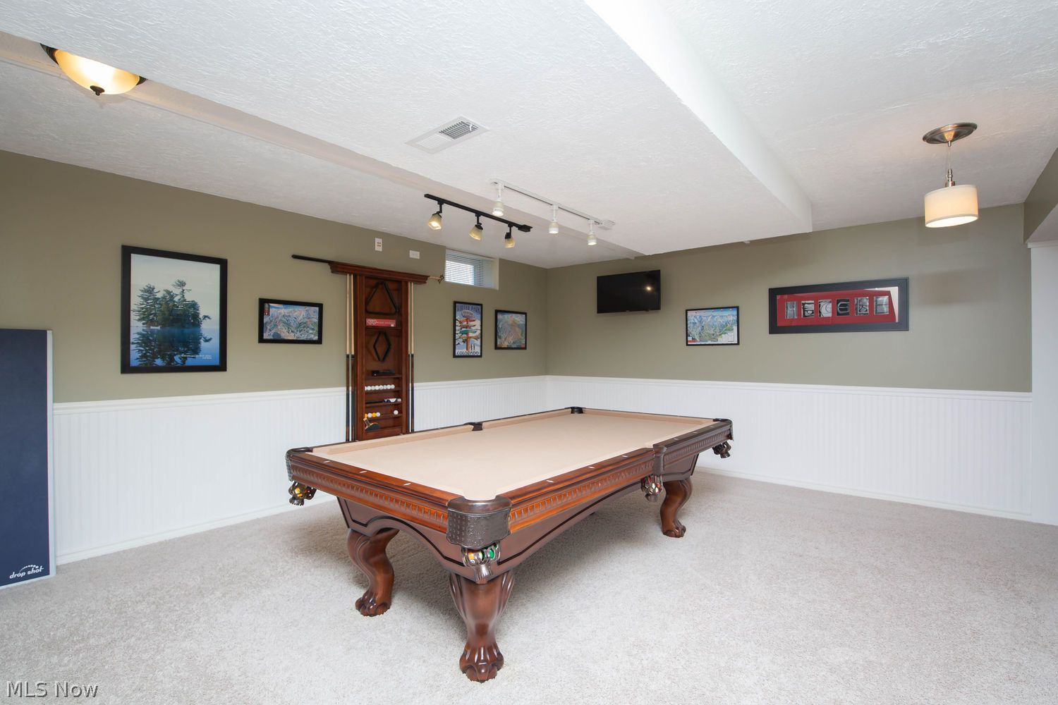 715 Lake Trail Aurora OH 44202