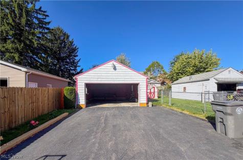 26 N Glenellen Avenue Youngstown OH 44509