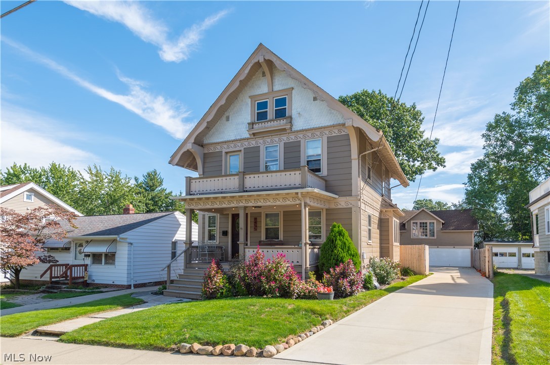 1465 Lakewood Avenue Lakewood OH 44107