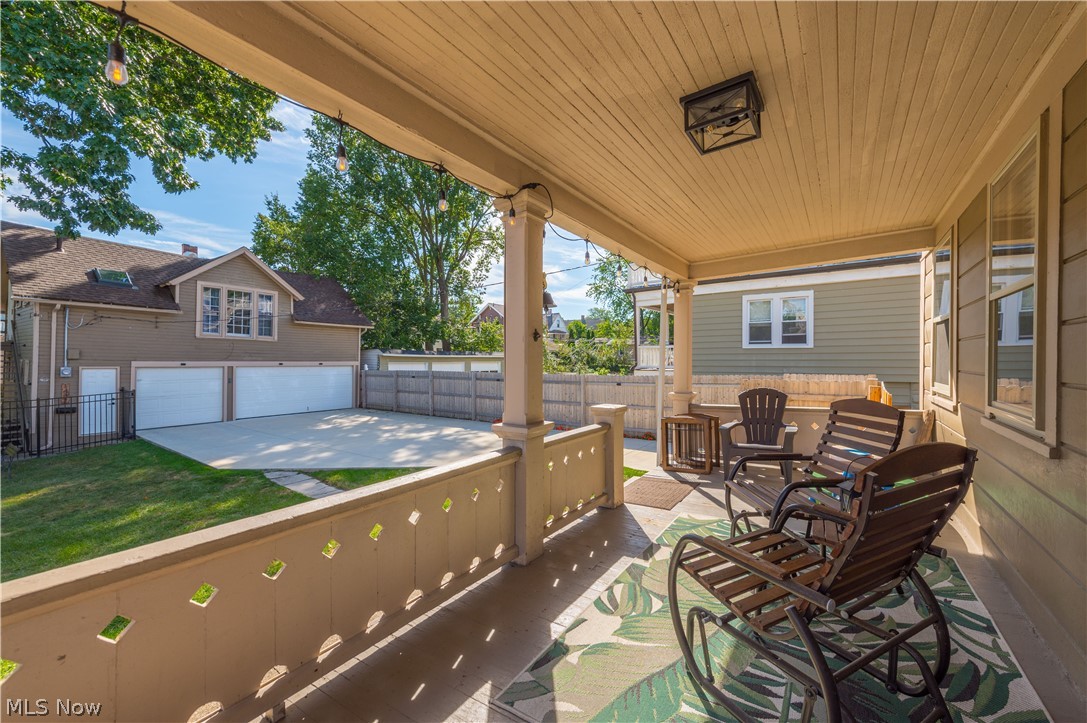 1465 Lakewood Avenue Lakewood OH 44107