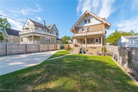 1465 Lakewood Avenue Lakewood OH 44107