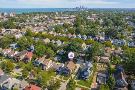 1465 Lakewood Avenue Lakewood OH 44107