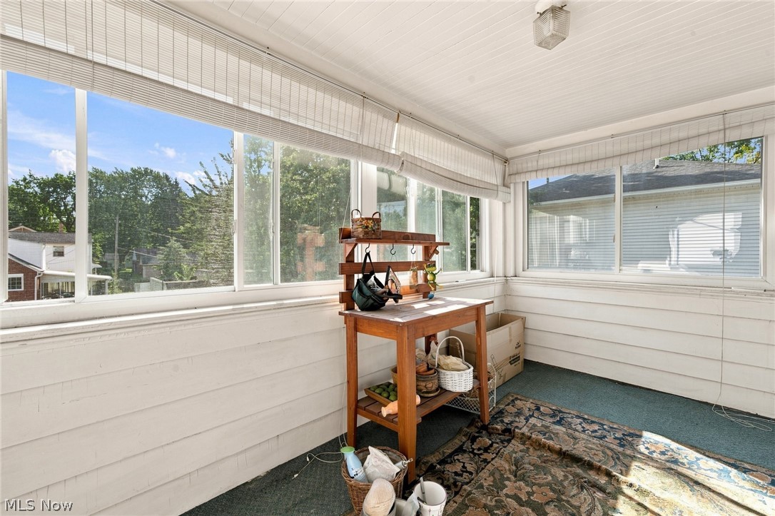 895 Richmond Road Lyndhurst OH 44124