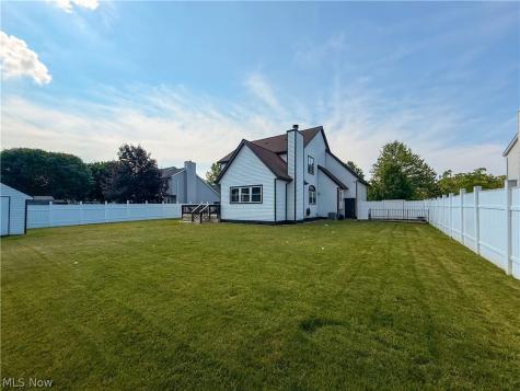 823 Sturbridge Drive Medina OH 44256