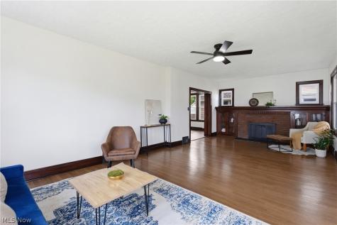 3856 W 162nd Street Cleveland OH 44111