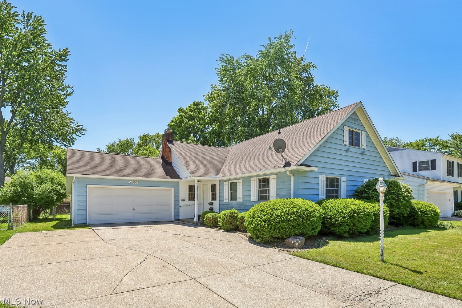 29609 Wellington Drive North Olmsted OH 44070