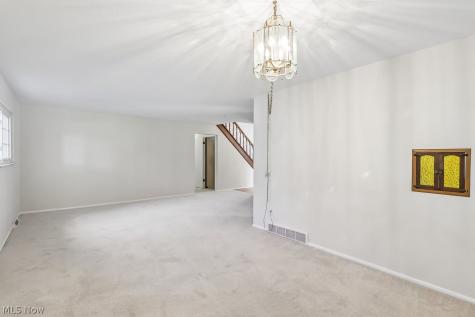 29609 Wellington Drive North Olmsted OH 44070
